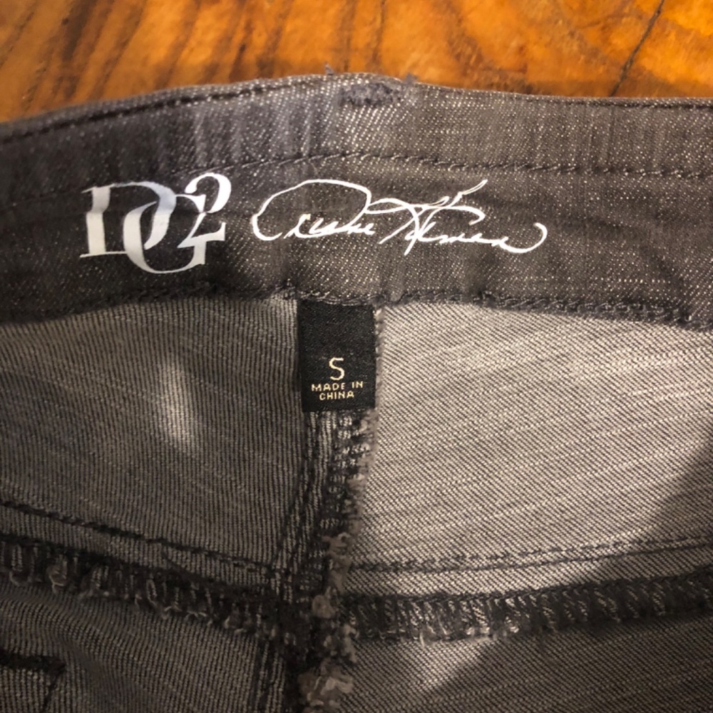 Jeans - Picture 2 of 5